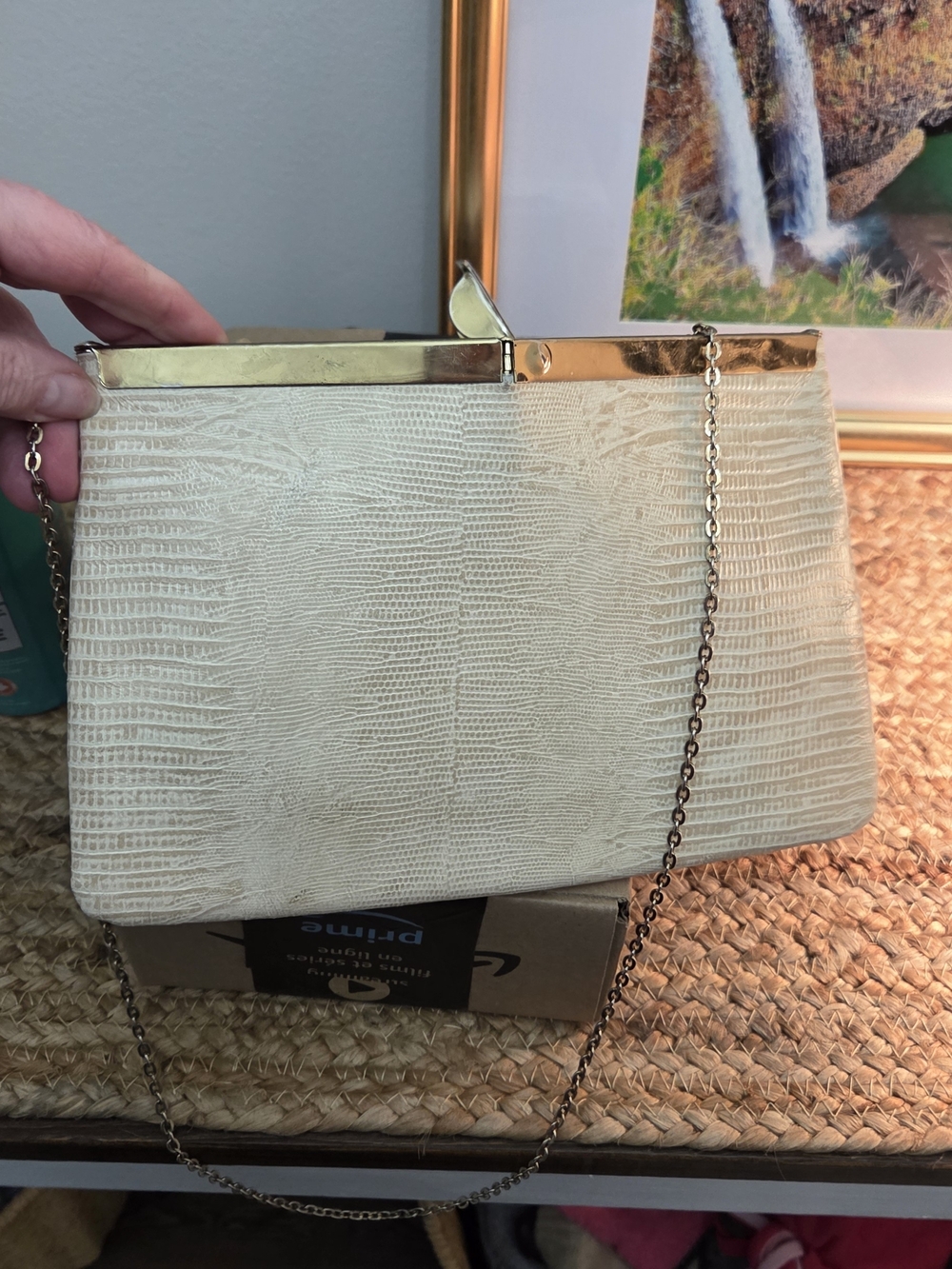 Vintage Cream Lizard-Textured Evening Bag with Gold Frame